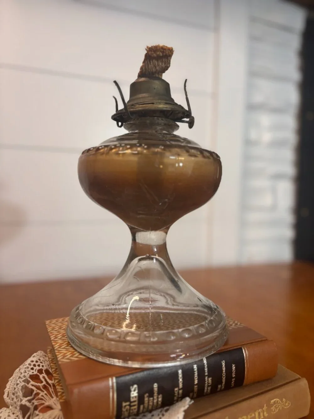 VTG Large Pedestal Hurricane Lamp